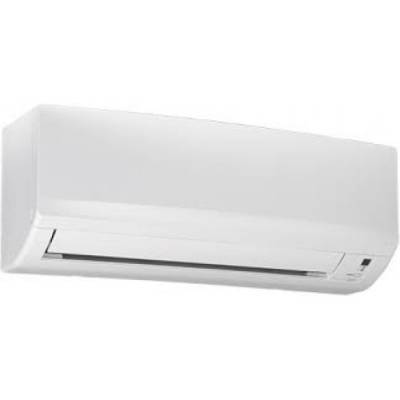 Кондиционер Daikin FTXB50/RXB50― это новая классическая инверторная сплит система. Кондиционер выполнен в лаконичном фирменном стиле Daikin и обладает прекрасным сочетанием цена/качество.  
<div><b>Преимущества  </b></div>
<b> 
  <div>Высокопроизводительный режим &mdash; когда кондиционер в течение предельно короткого времени охлаждает или нагревает воздух в помещении, после чего возвращается в заданный режим работы. </div>
 
  <div>Режим Econo — снижает энергопотребление, что позволяет использовать другие приборы с высоким энергопотреблением. </div>
 
  <div>Экономичный режим ожидания — потребление электроэнергии снижается приблизительно на 80%. Если система обнаружит, что в течение 20 минут в помещении отсутствуют люди, она автоматически перейдет в режим экономии энергии. </div>
 
  <div>Только вентилятор — блок можно использовать как вентилятор, создающий поток воздуха без нагрева или охлаждения. </div>
 
  <div>Автоматическое переключение между нагревом и охлаждением — для поддержания заданной температуры система автоматически выберет нужный режим работы. </div>
 
  <div>Тихий режим — возможность снижения уровня шума внутреннего блока до 22 дБА, а наружного — до 43 дБА. </div>
 
  <div>Режим комфортного сна — система работает в соответствии с текущими изменениями температуры в помещении, гарантируя повышенный комфорт в ночные часы. </div>
 
  <div>Автоматическое горизонтальное распределение воздуха — обеспечивают эффективное рассеивание воздушных потоков и температуры в помещении. </div>
 
  <div>Ступенчатое регулирование скорости вентилятора — возможность точного выбора требуемой скорости из 8 ступеней вращения. </div>
 
  <div>Режим снижения влажности — кондиционер самостоятельно контролирует уровень влажности без изменения температуры воздуха в помещении. </div>
 
  <div>Воздушный фильтр — обработан специальным антимикробным раствором, который уничтожает все болезнетворные микроорганизмы. </div>
 
  <div>Таймер на 24 часа — позволяет включить кондиционер в любой момент времени в течение суток. </div>
 
  <div>Функция самодиагностики — информирует об отказах в системе или об отклонении от нормального режима работы. </div>
</b>